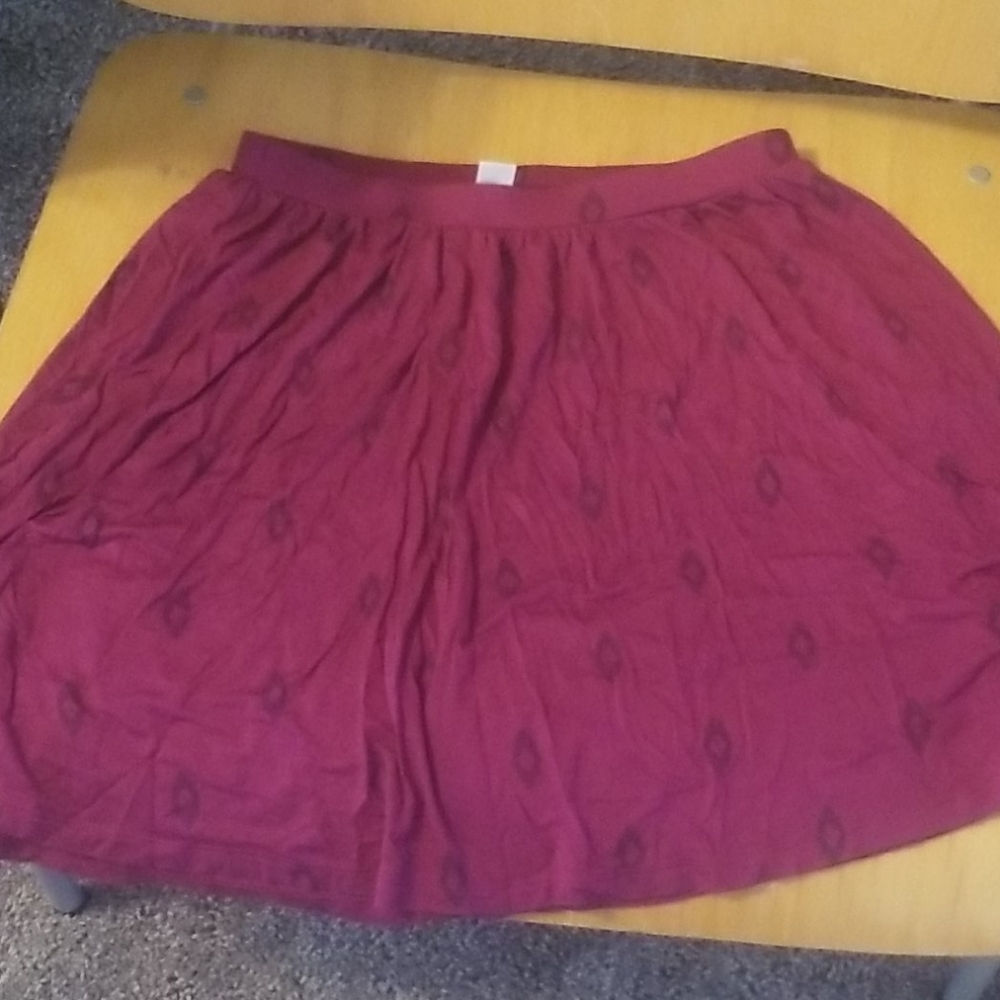 Purple skirt with geometric design